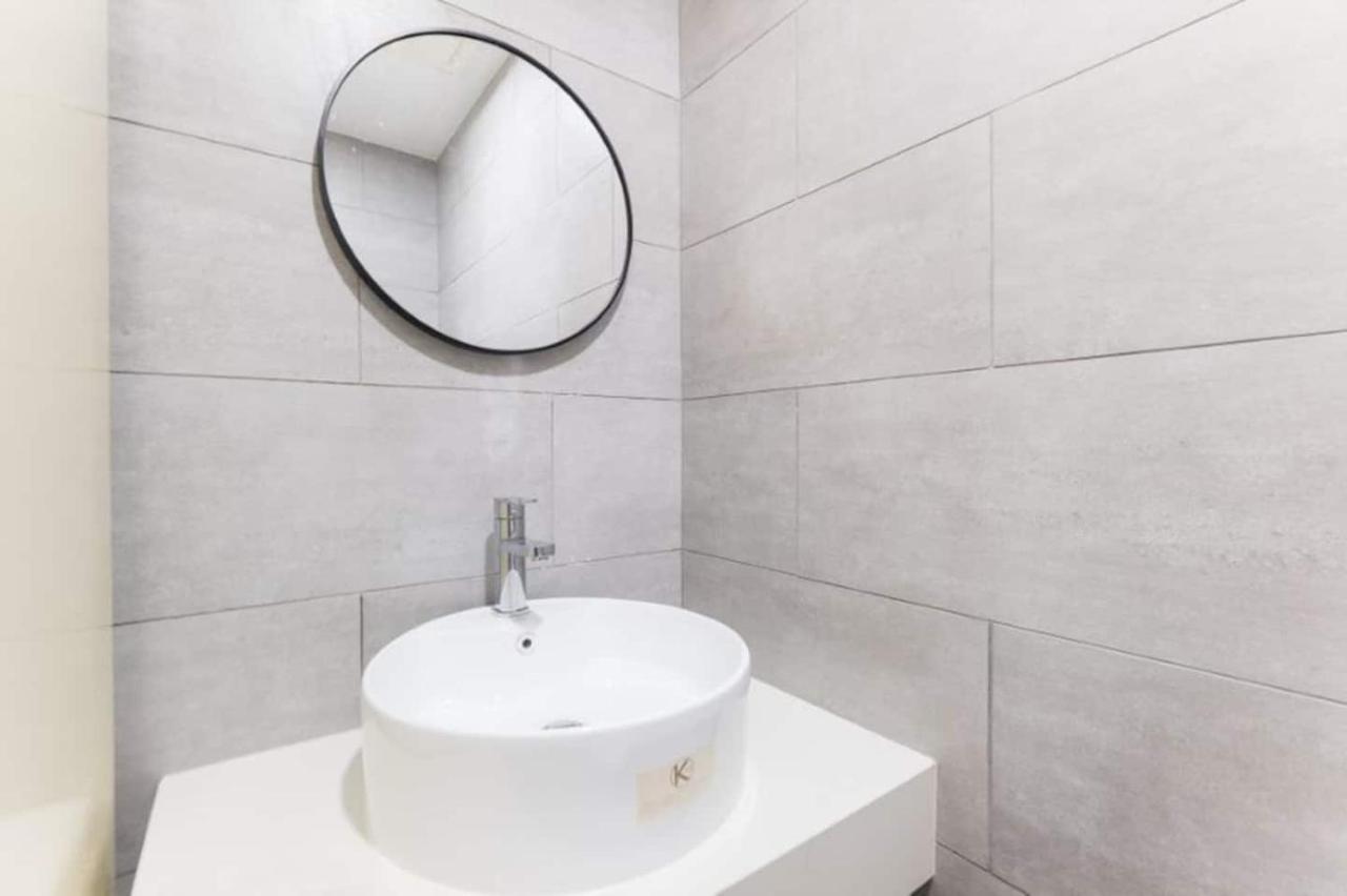 Апартаменти Arte Mont Kiara 3Pax Jacuzzi Pool Gym Near Mitec Matrade Куала-Лумпур Екстер'єр фото