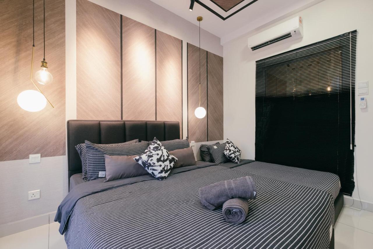 Апартаменти Arte Mont Kiara 3Pax Jacuzzi Pool Gym Near Mitec Matrade Куала-Лумпур Екстер'єр фото