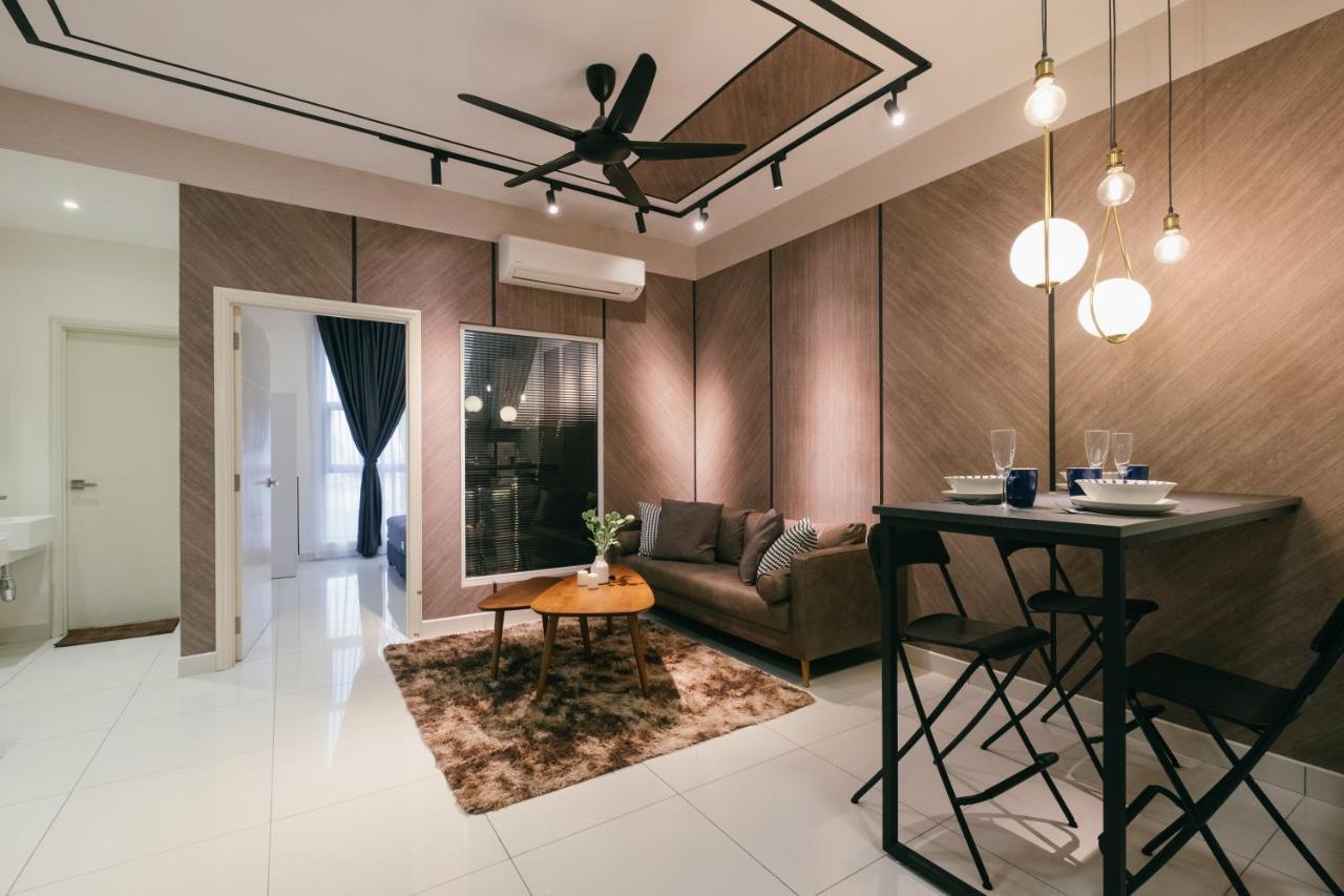 Апартаменти Arte Mont Kiara 3Pax Jacuzzi Pool Gym Near Mitec Matrade Куала-Лумпур Екстер'єр фото
